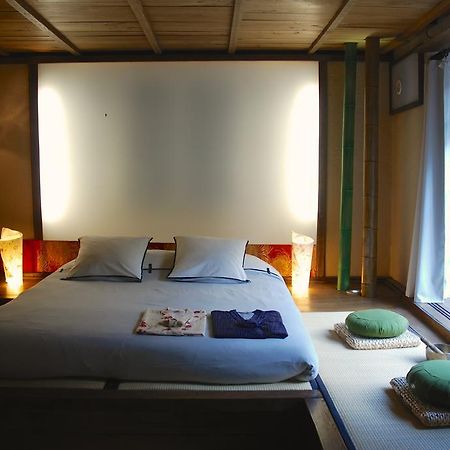 Minshuku Chambres D'Hotes Japonaises 티에르 객실 사진