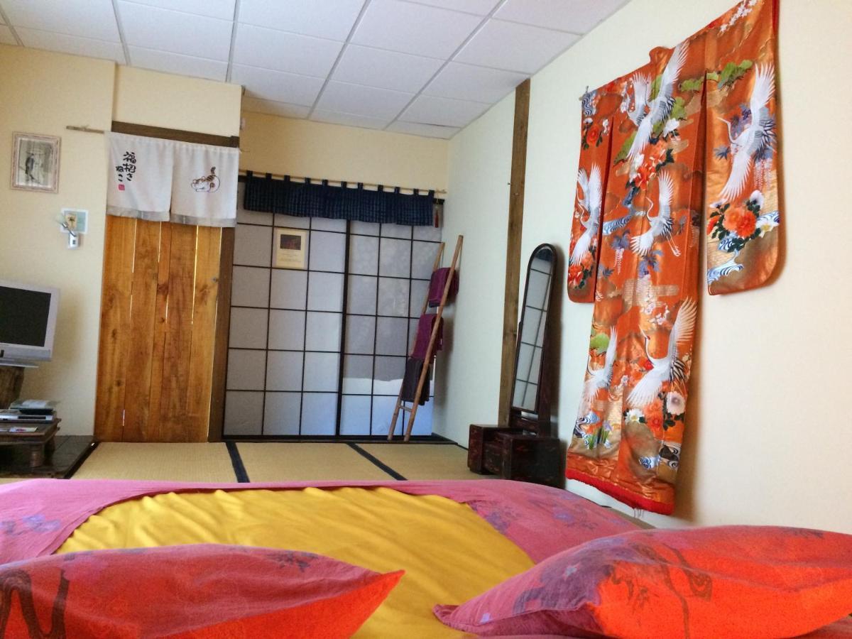 Minshuku Chambres D'Hotes Japonaises 티에르 외부 사진