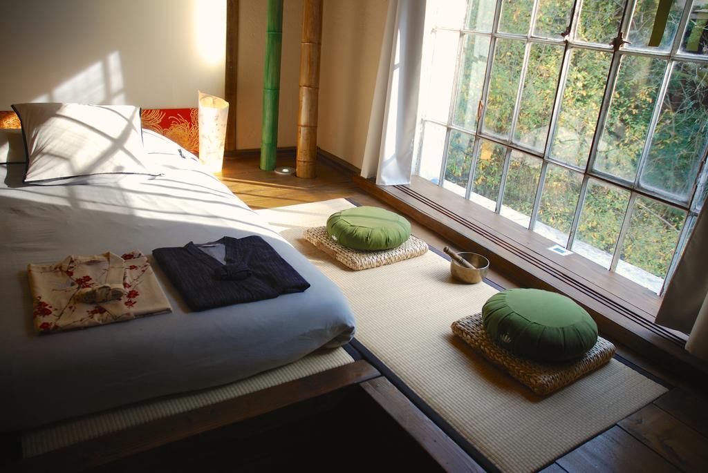 Minshuku Chambres D'Hotes Japonaises 티에르 객실 사진