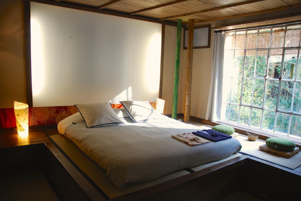 Minshuku Chambres D'Hotes Japonaises 티에르 객실 사진